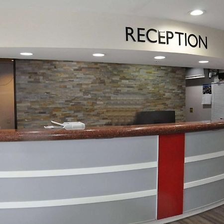 Ramada By Wyndham Abbotsford Hotel Luaran gambar