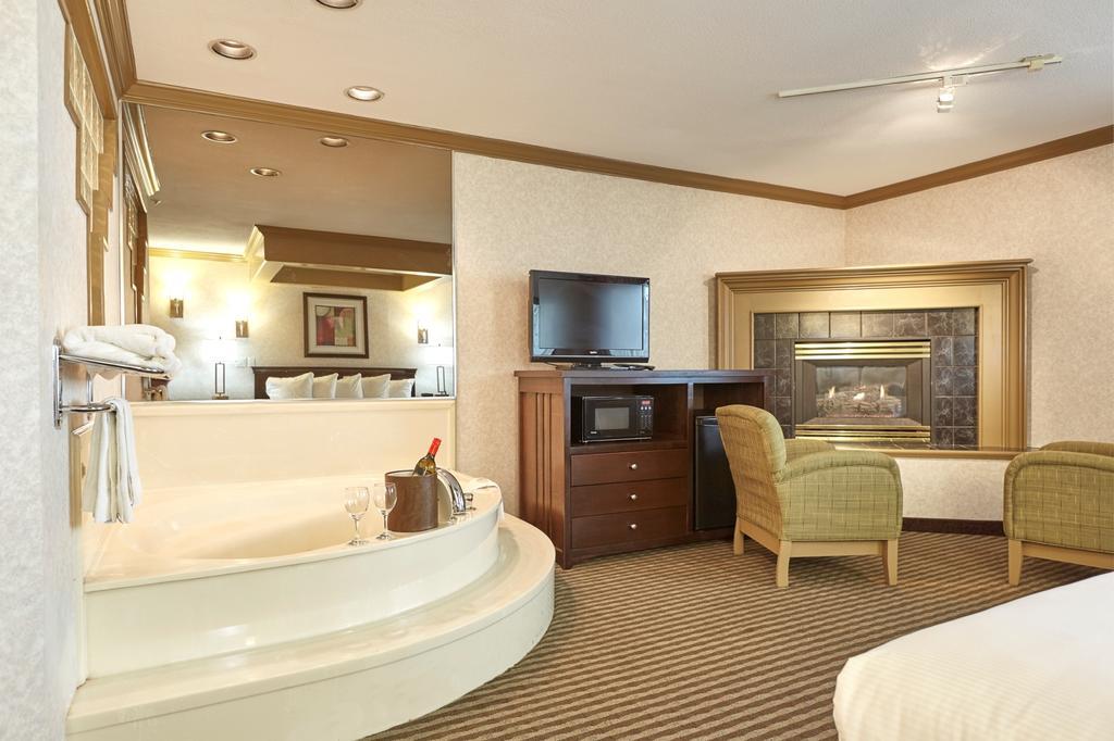 Ramada By Wyndham Abbotsford Hotel Luaran gambar